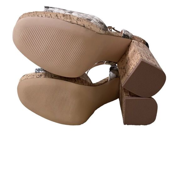 Madden Girl ~ Carry platform heels ~ faux snake print ~ size 9 - Picture 8 of 13